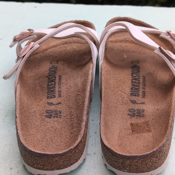 Birkenstock White Sandals with Adjustable Straps - Picture 10 of 17